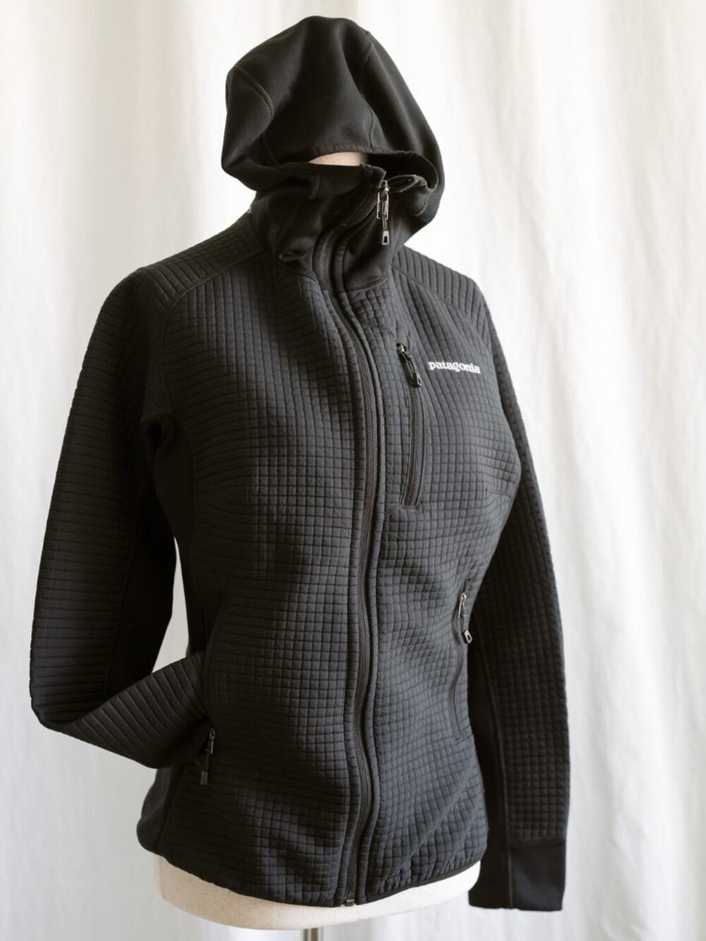 Patagonia Hooded Grid Fleece Black S